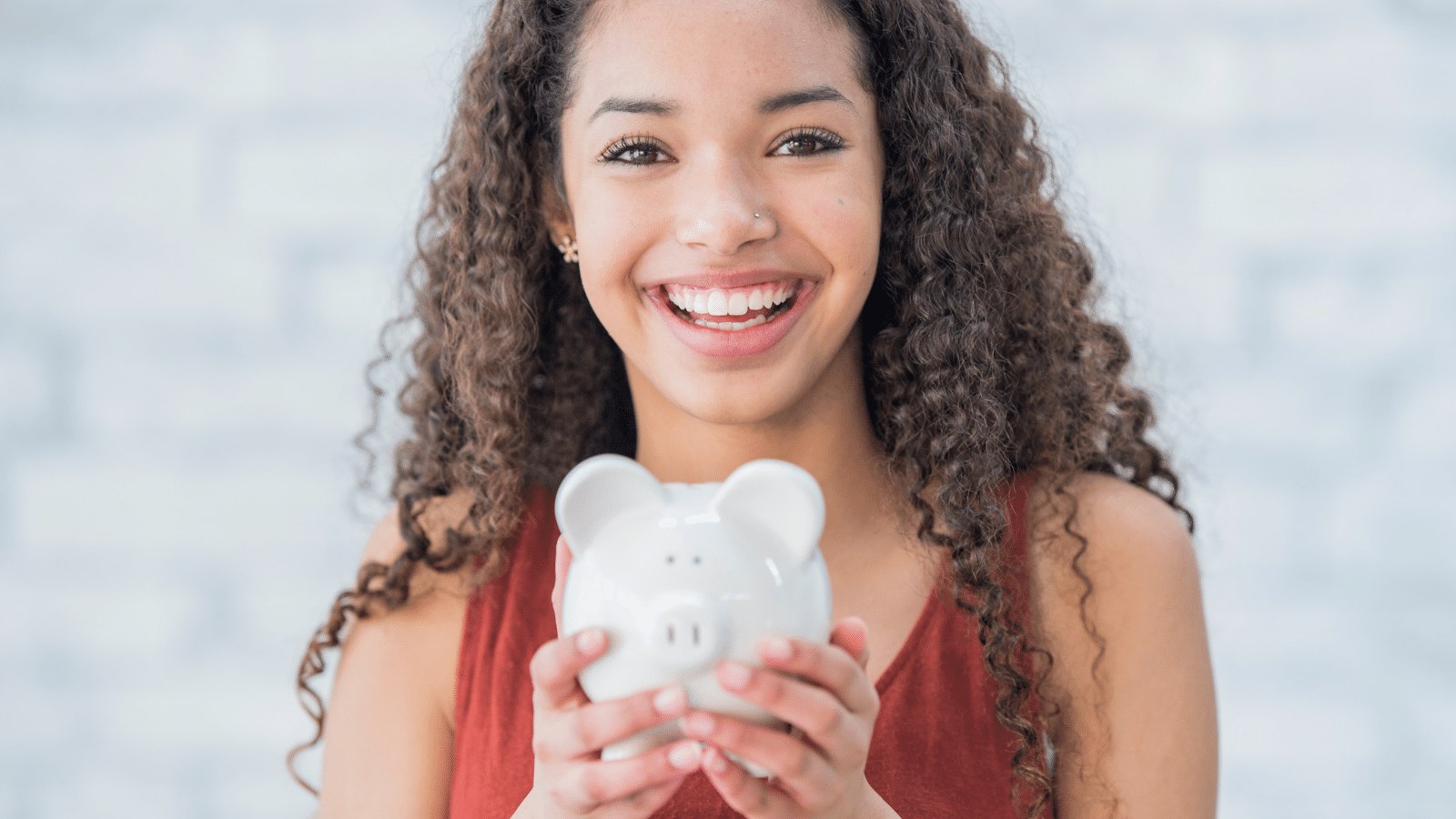 Tips de educación financiera para tus hijos adolescentes
