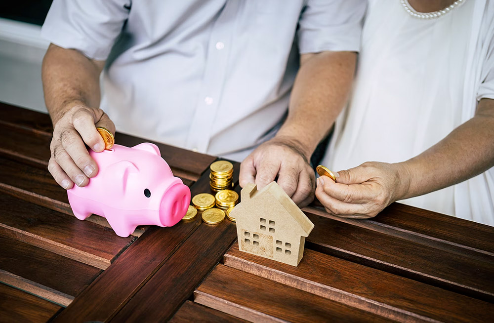 Cómo establecer metas financieras realistas para fortalecer la economía del hogar
